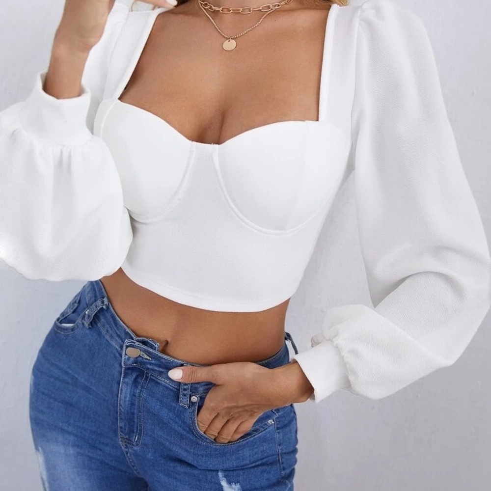 White Sweetheart Neck Lantern Sleeve Crop Top - Picture 2 of 3